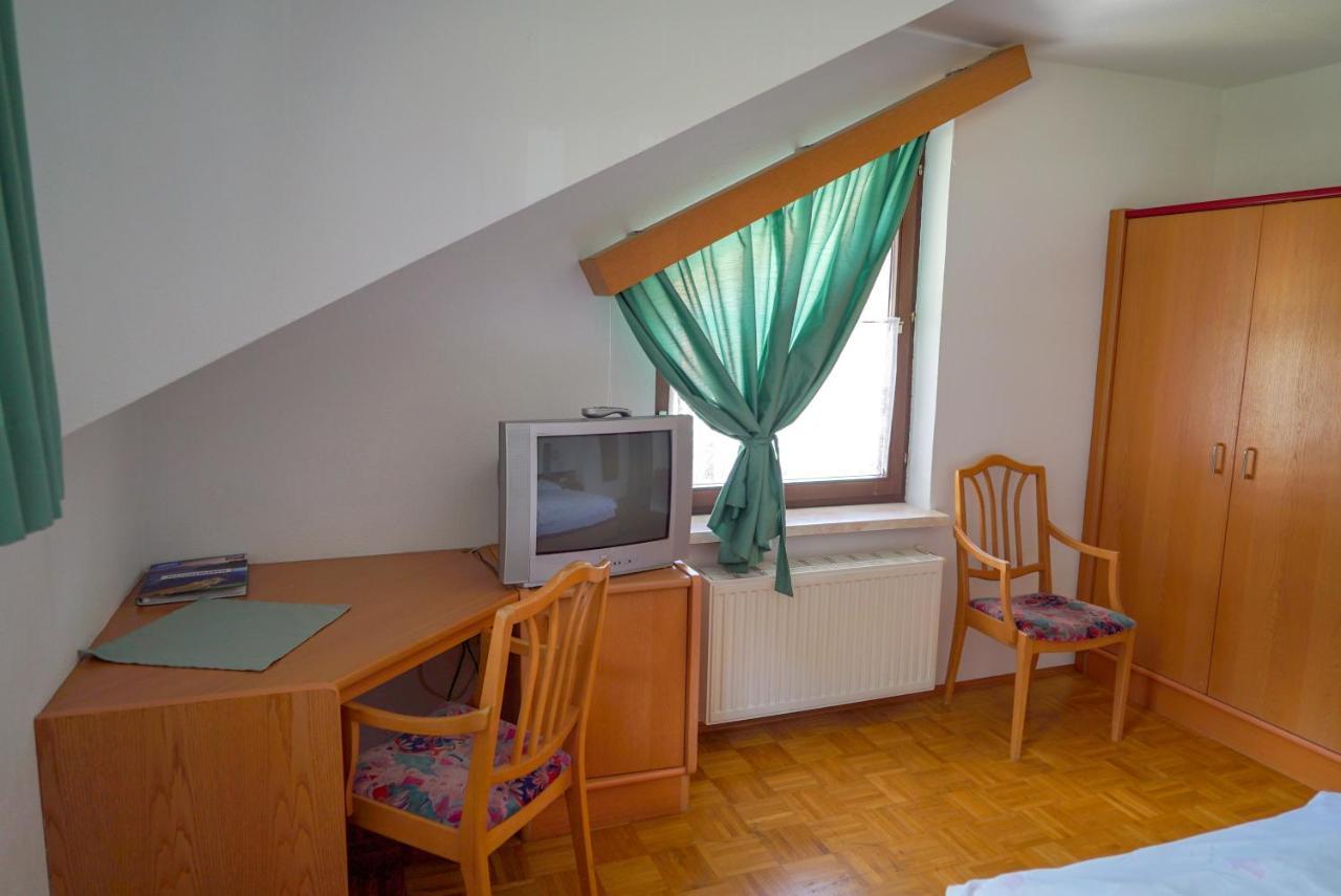 Gasthof Podobnik Bad Eisenkappel Εξωτερικό φωτογραφία